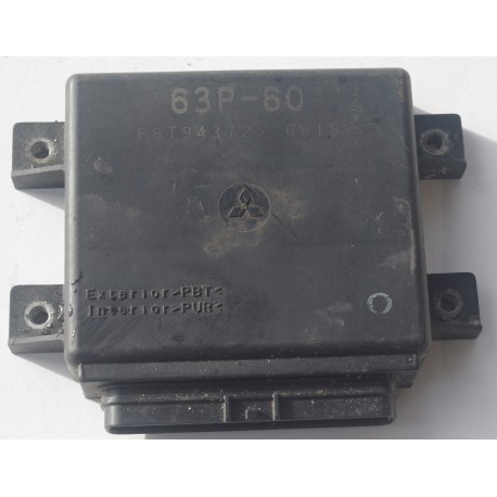 Boitier électronique ECU F8T94372 Yamaha 63P